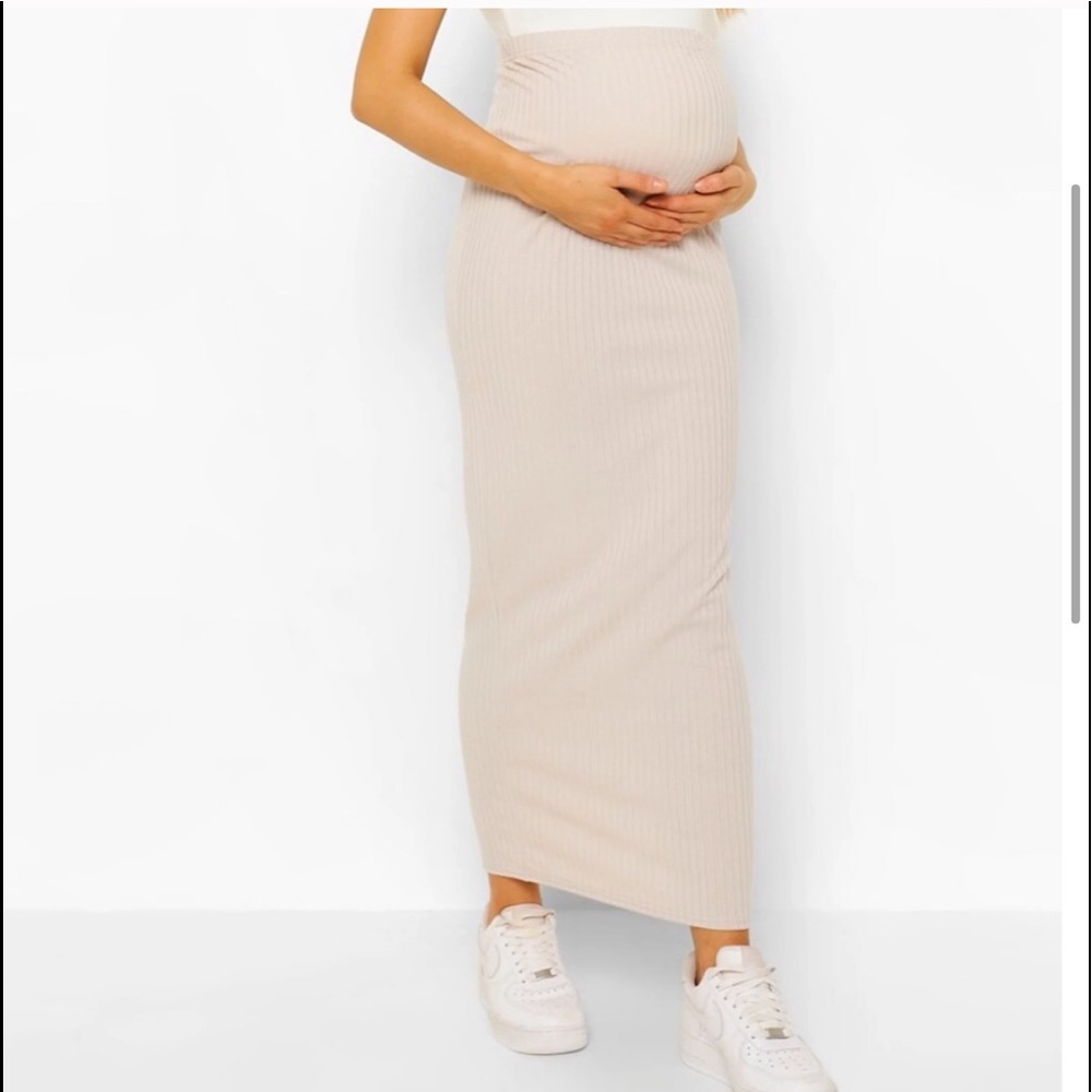 ☀️OVER THE BUMP RIB MAXI SKIRT